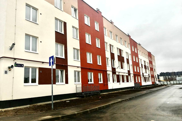 Комитет выдал разрешение на ввод в эксплуатацию многоквартирного дома для расселения аварийного жилья в Новоселье Ломоносовского района. Ключи от квартир получат 65 семей.  ⁣